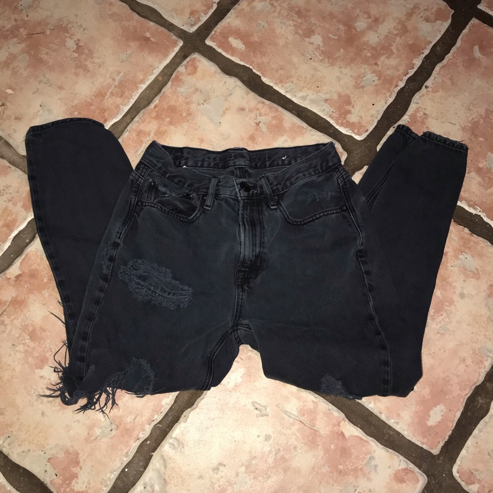 American Eagle mom jeans